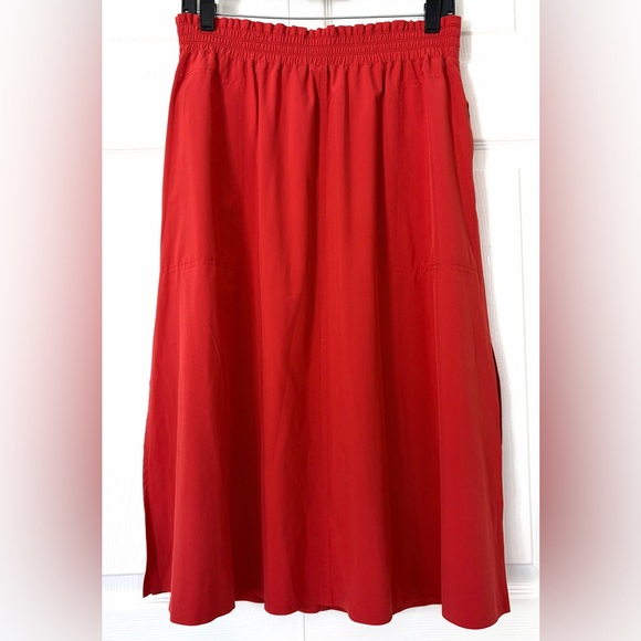 Athleta Savannah Skirt Midi Skirt Currant Red size Medium - Picture 5 of 16